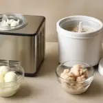 È meglio una gelatiera autorefrigerante o a cestello? La differenza di risultato nei dessert fatti in casa